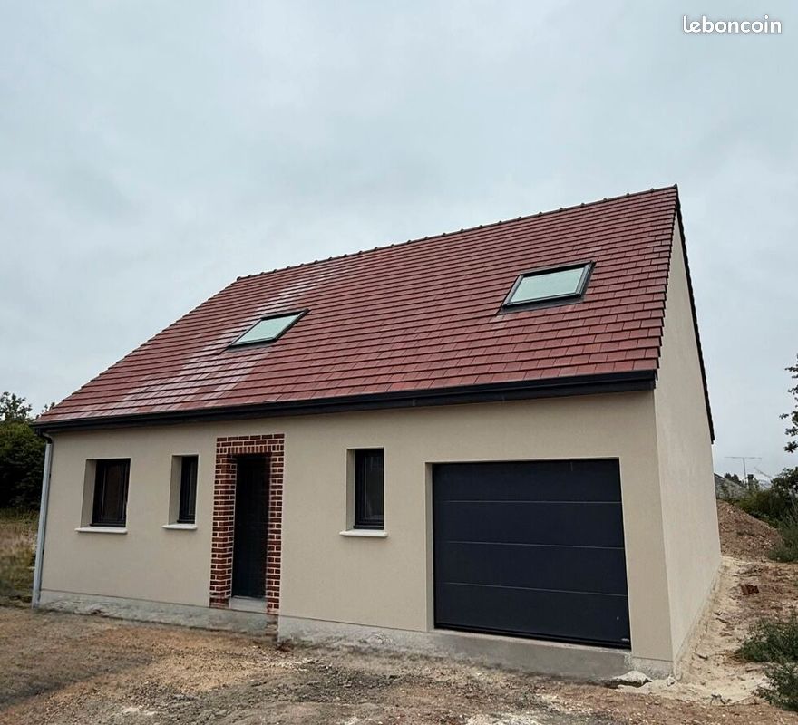3 bedrooms House in Noyon, France No. 330313