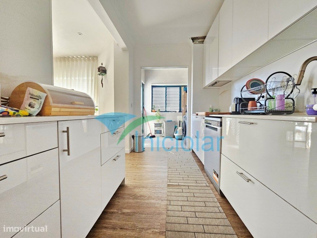 3 bedrooms Apartment in Fanzeres, Portugal No. 219616