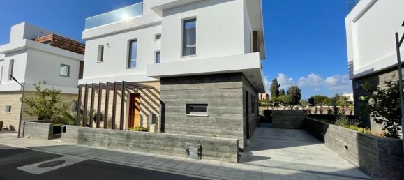 3 dormitorios villa en venta en Paphos, Cyprus № 25450 3