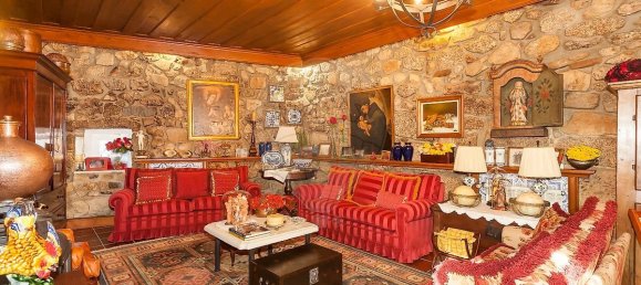 6 bedrooms House in Santo Tirso, Portugal No. 55743 4