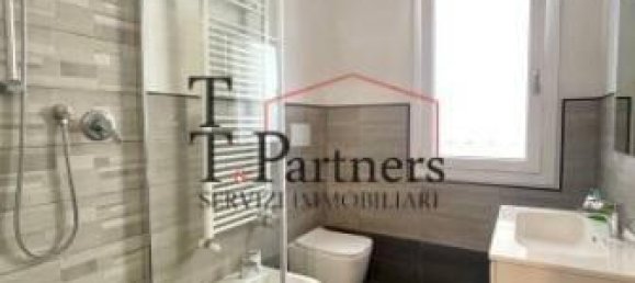 3 rooms Apartment in Campi Bisenzio, Italy No. 40330 8