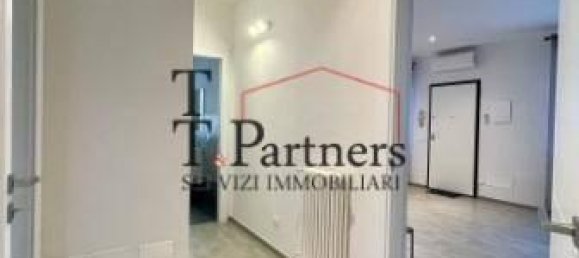 3 rooms Apartment in Campi Bisenzio, Italy No. 40330 25