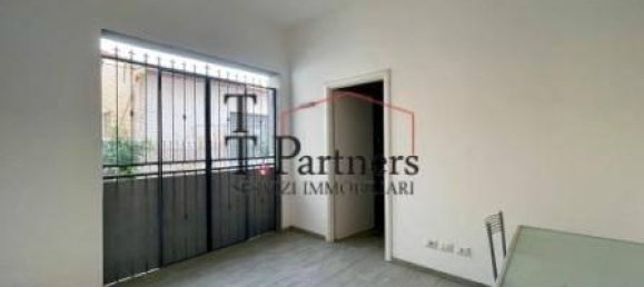 3 rooms Apartment in Campi Bisenzio, Italy No. 40330 20