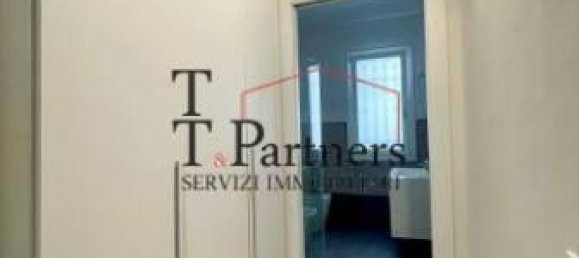 3 rooms Apartment in Campi Bisenzio, Italy No. 40330 7