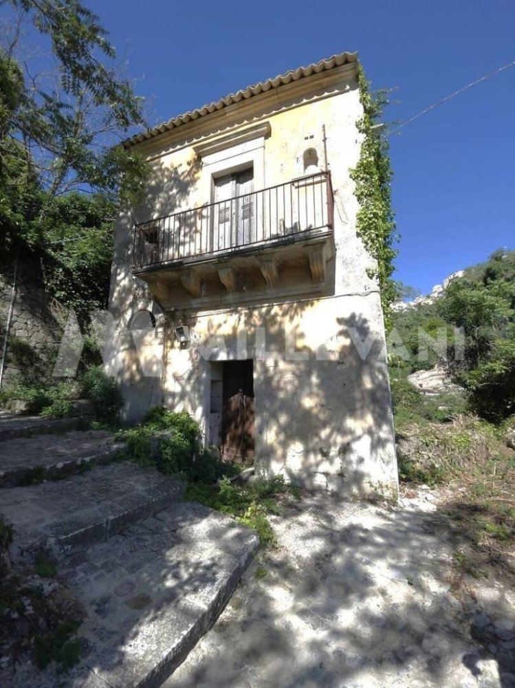 Casa de 1 dormitorio en Ragusa, Italy No. 126221