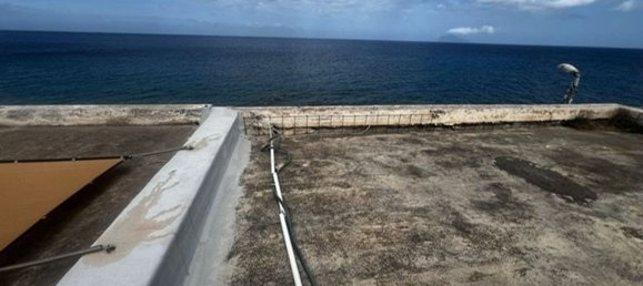 6 bedrooms House in Lipari, Italy No. 372483 3