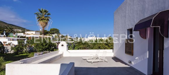 Hôtel à Lipari, Italy 310m² No. 127134 10