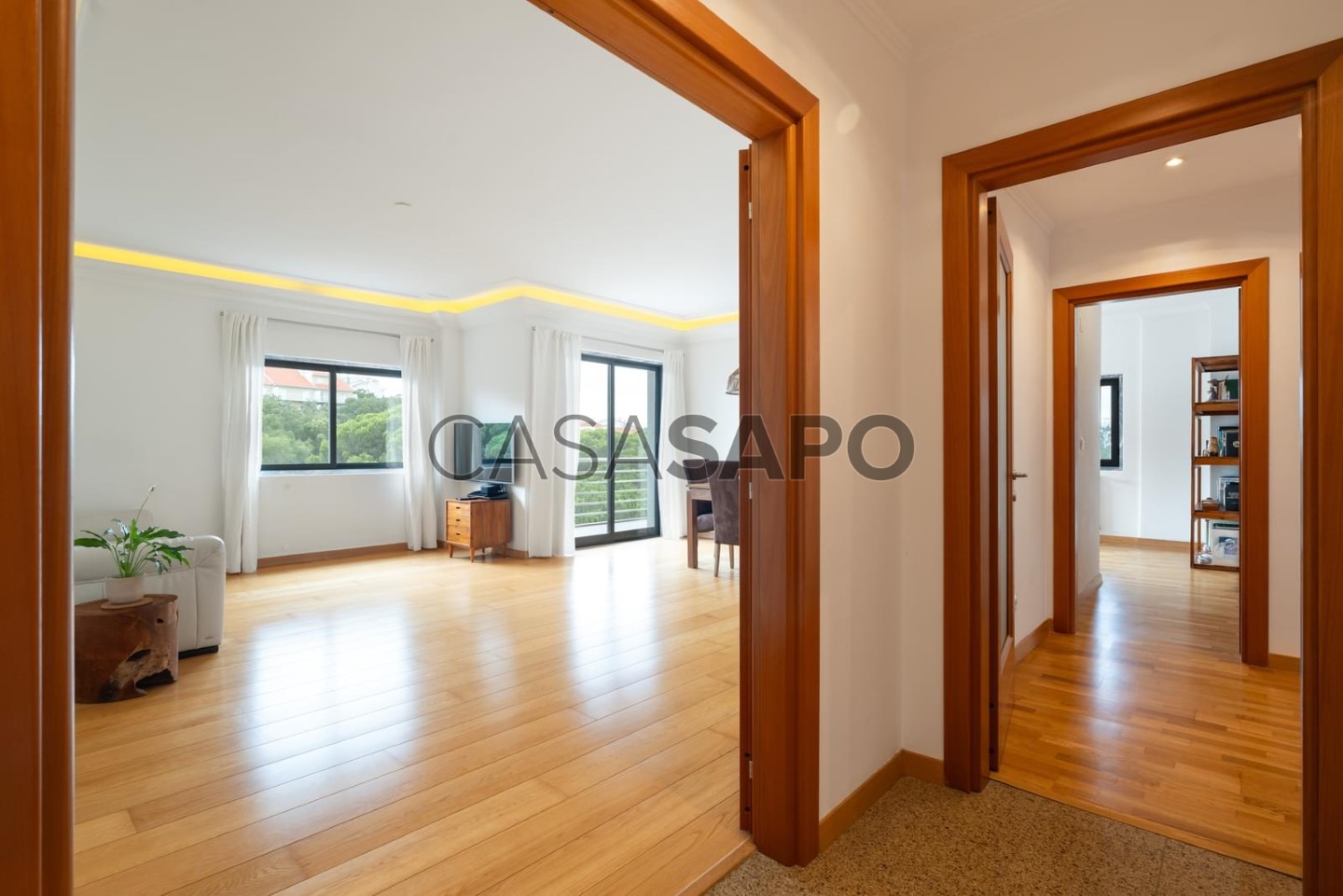 3 bedrooms Apartment in Cascais, Portugal No. 303982