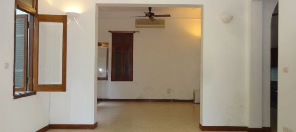 Casa de 3 dormitorios en Tay Ho, Vietnam No. 5090 5