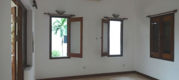 Casa de 3 dormitorios en Tay Ho, Vietnam No. 5090 19