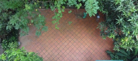 Casa de 3 dormitorios en Tay Ho, Vietnam No. 5090 23