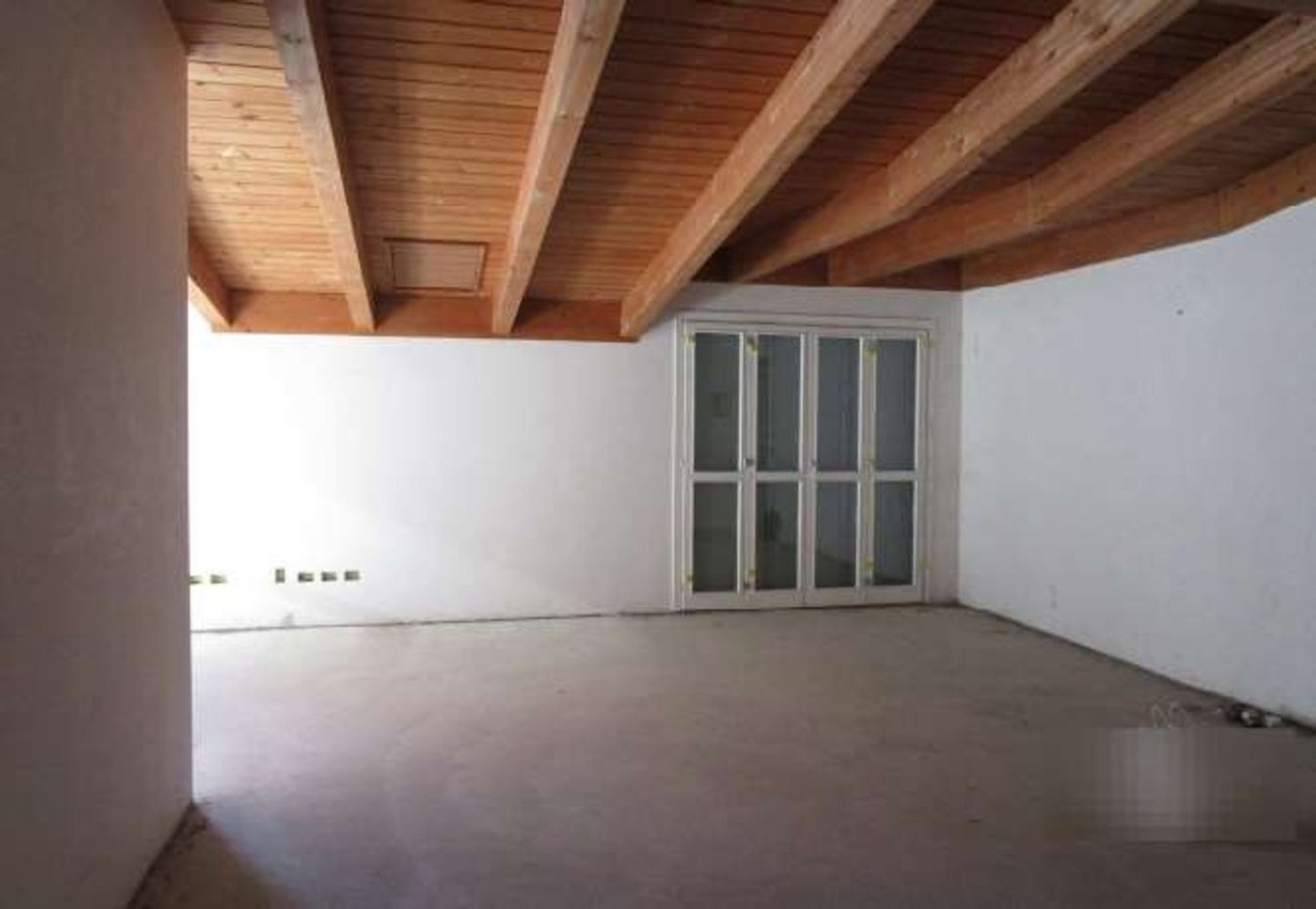 102m² Commercial property in Besana in Brianza, Italy No. 314722