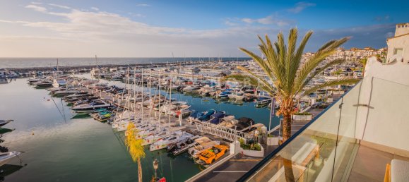 4 bedrooms Penthouse in Marbella, Spain No. 45942 16