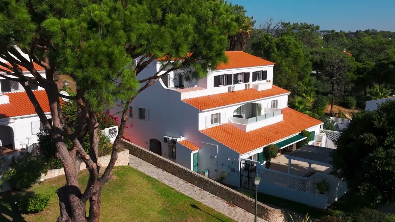 3 bedrooms Apartment in Almancil, Portugal No. 209527