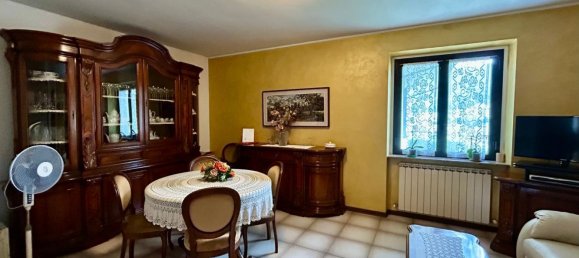 3-salle Appartement à Gandino, Italy No. 298941 3