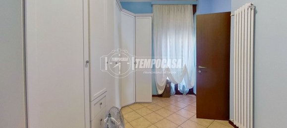 3 rooms Apartment in Seregno, Italy No. 309365 10
