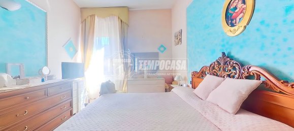 3 rooms Apartment in Seregno, Italy No. 309365 6