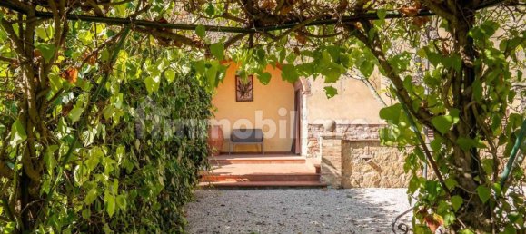 Casa de 5 habitaciónes en Pomarance, Italy No. 154306 20