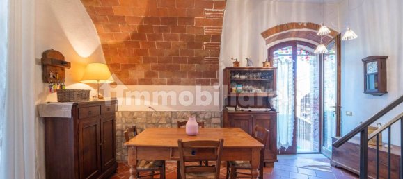 Casa de 5 habitaciónes en Pomarance, Italy No. 154306 8