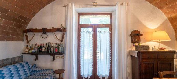 Casa de 5 habitaciónes en Pomarance, Italy No. 154306 10