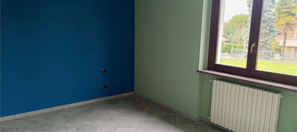 Villa de 6 habitaciónes en Buguggiate, Italy No. 334226 7