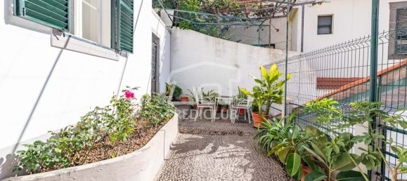 5 bedrooms Villa in Funchal, Portugal No. 104424 36