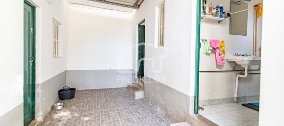 5 bedrooms Villa in Funchal, Portugal No. 104424 34