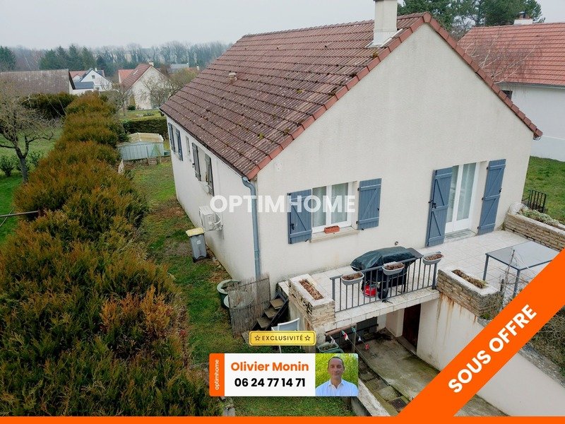 4 غرف نوم منزل في Saulon-la-Rue, France رقم 198370