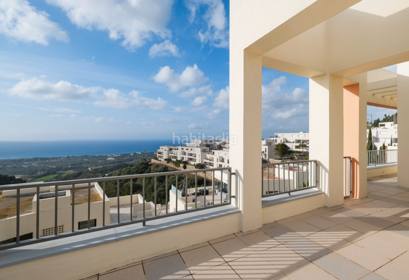 3 bedrooms Penthouse in Marbella, Spain No. 94910