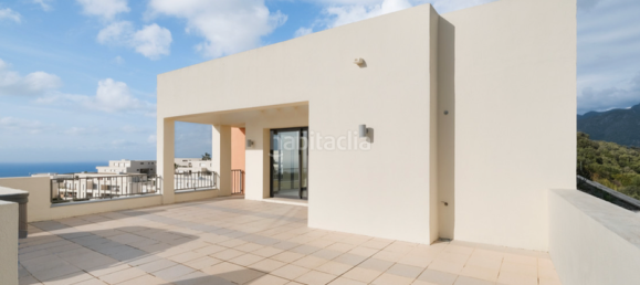 3 bedrooms Penthouse in Marbella, Spain No. 94910 16