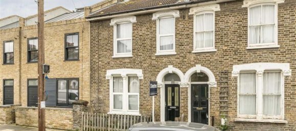 3 bedrooms House in Brockley, United Kingdom No. 10057 9