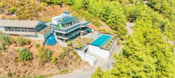 Villa 9+1 in Antalya, Turkey No. 33956 7