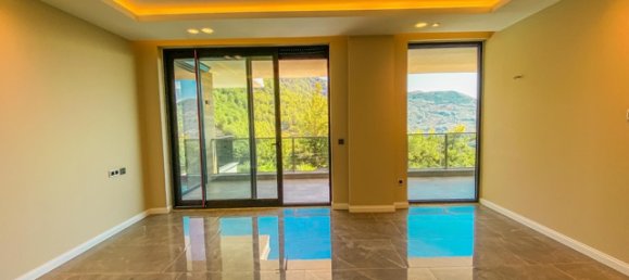 Villa 9+1 in Antalya, Turkey No. 33956 23