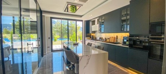 Villa 9+1 in Antalya, Turkey No. 33956 14