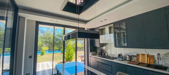 Villa 9+1 in Antalya, Turkey No. 33956 12