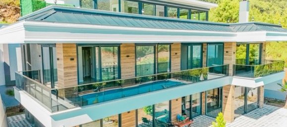 Villa 9+1 in Antalya, Turkey No. 33956 2