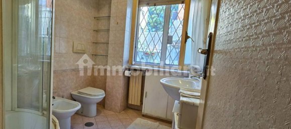 3 bedrooms Apartment in Rome, Italy No. 8832 16