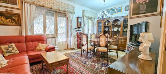 3 bedrooms Apartment in Rome, Italy No. 8832 9