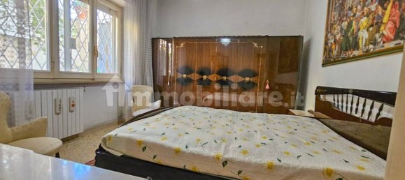 3 bedrooms Apartment in Rome, Italy No. 8832 11