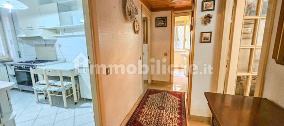 3 bedrooms Apartment in Rome, Italy No. 8832 6