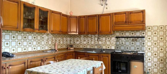 3 bedrooms Apartment in Borgia, Italy No. 291294 5