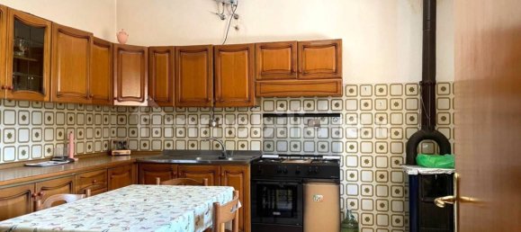 3 bedrooms Apartment in Borgia, Italy No. 291294 3