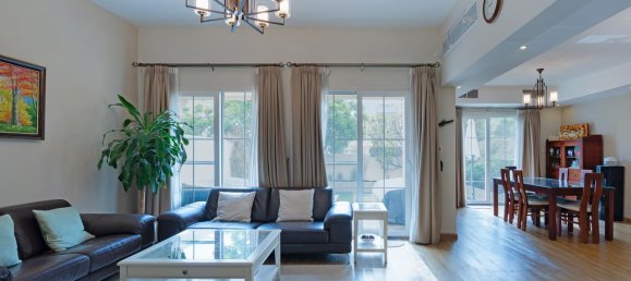 Villa T3 em The Springs, UAE N.º 110689 4