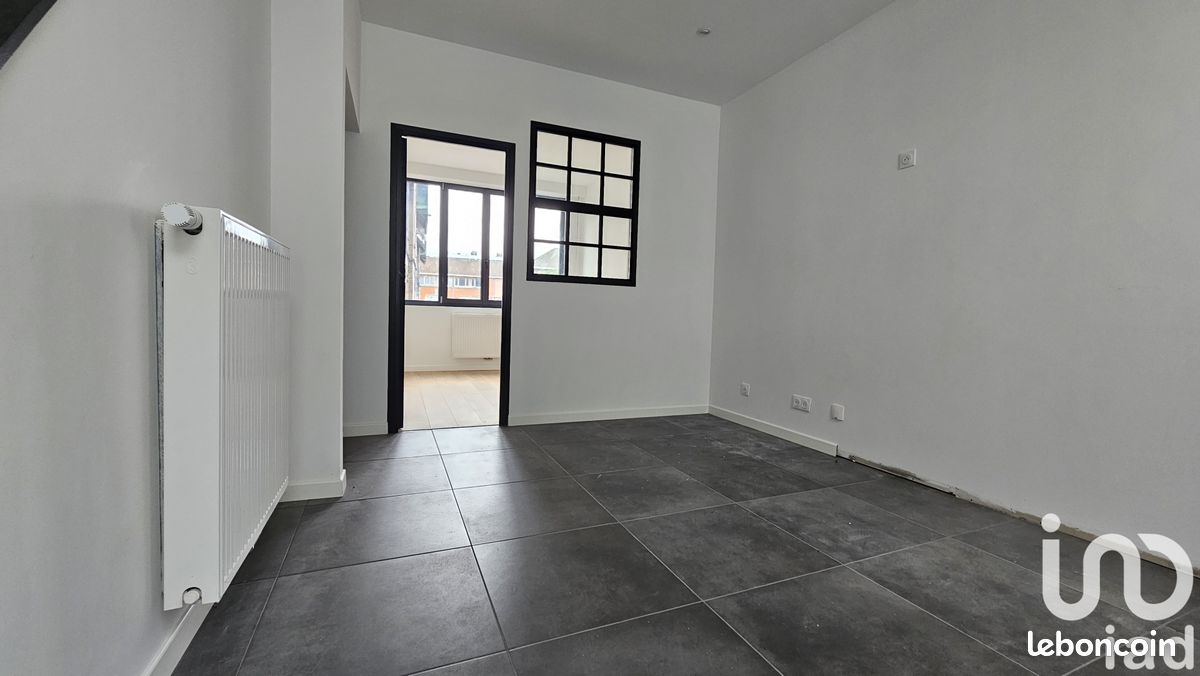 4 rooms House in Lille, France No. 245081