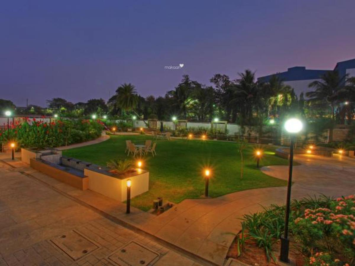 3 bedrooms House in Pune, India No. 44884