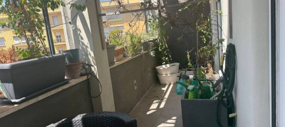 3 bedrooms Apartment in Rome, Italy No. 276821 3