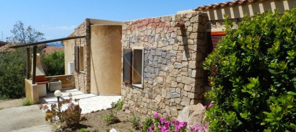 Дом с 3 комнатами в Тринита д’Агульту э Виньола, Италия № 218149 2