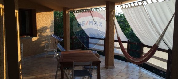 Дом с 3 комнатами в Тринита д’Агульту э Виньола, Италия № 218149 5