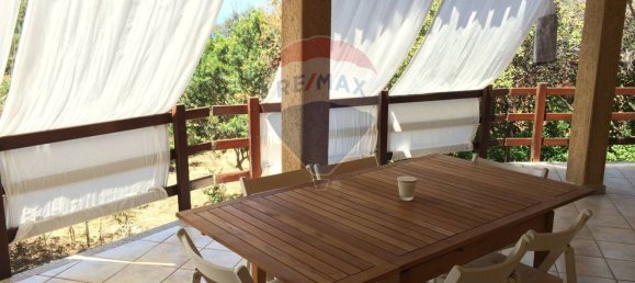 Дом с 3 комнатами в Тринита д’Агульту э Виньола, Италия № 218149 6