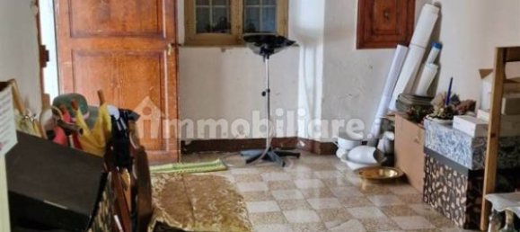 4 bedrooms House in Montecreto, Italy No. 208883 8